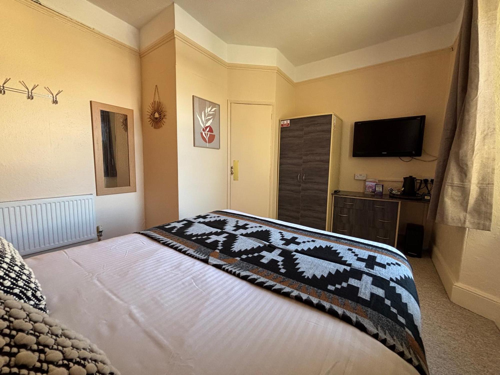 Three Palms Hotel Пейнтон Екстер'єр фото