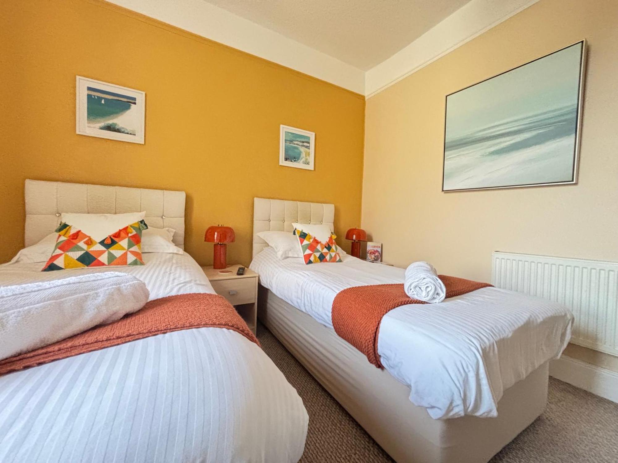 Three Palms Hotel Пейнтон Екстер'єр фото